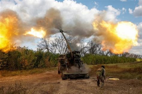 Las reservas de munición occidentales están al “fondo del barril” mientras la guerra en Ucrania se prolonga, advierte un funcionario de la OTAN